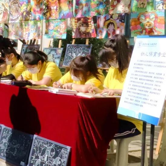 2022年淄博市职业教育活动周暨“中银杯”第十三届职业(技工)院校技能大赛开幕式在淄博机电工程学校隆重举行 2022年淄博市职业教育活动周暨“中银杯”第十三届职业(技工)院校技能大赛开幕式在淄博机电工程学校隆重举行