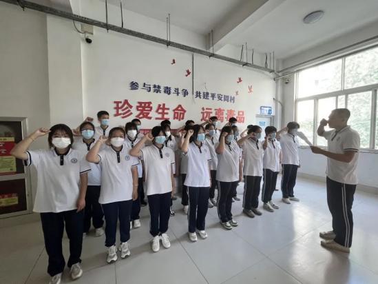 淄博机电工程学校:参观禁毒教育基地,筑牢青春健康防线 淄博机电工程学校:参观禁毒教育基地,筑牢青春健康防线