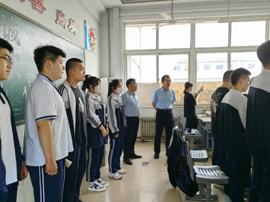 淄博机电工程学校师生到周村区实验中学开展听课交流活动(观摩交流促成长 相互学习助提升) 淄博机电工程学校师生到周村区实验中学开展听课交流活动(观摩交流促成长 相互学习助提升)